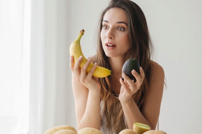 Это как инь и ян: натрий загоняет воду в клетки, калий выгоняет. Баланс критичен.